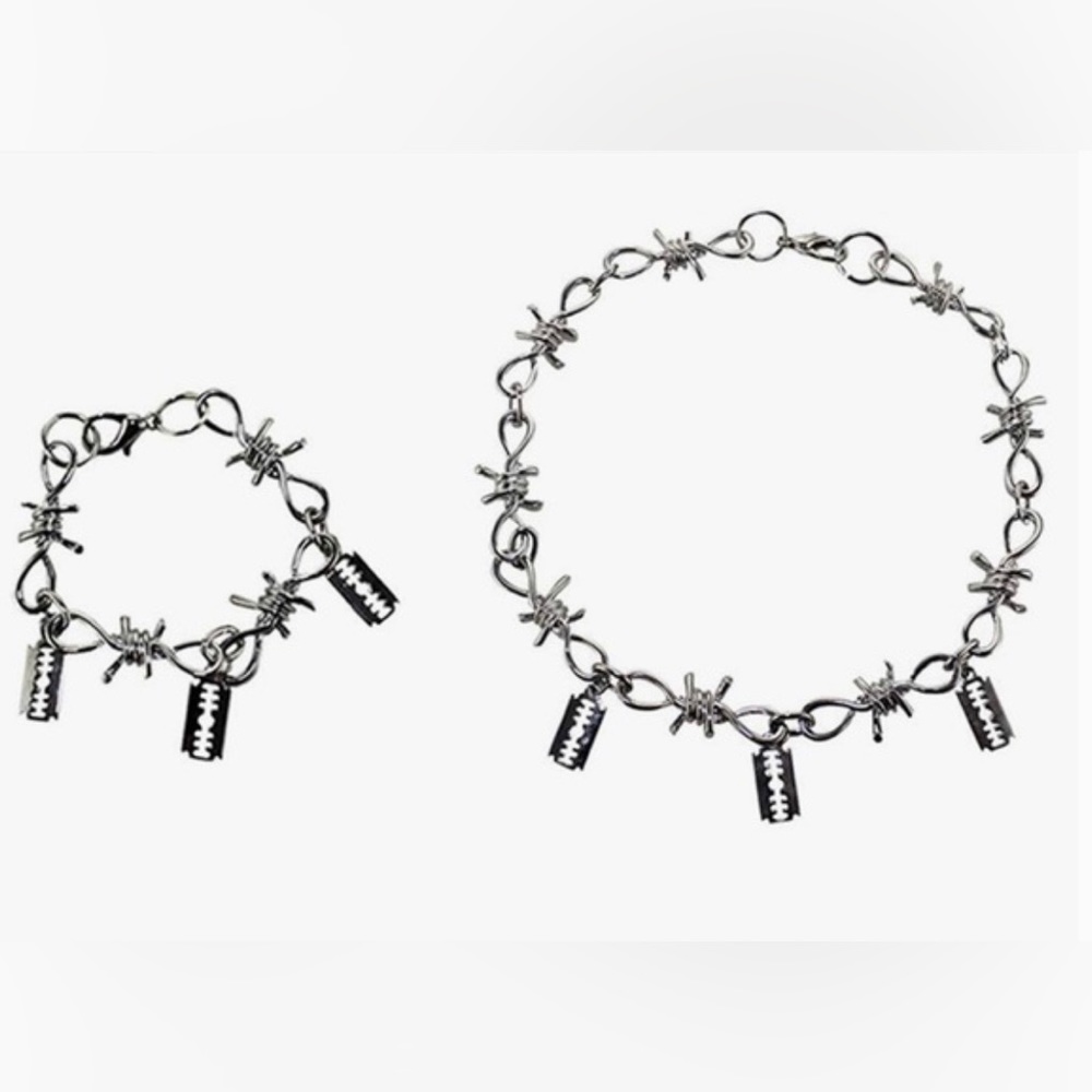 Men Cool Punk Barbed Wire Brambles Blade Pendant